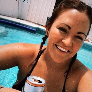 Meet your Posher, Alissa